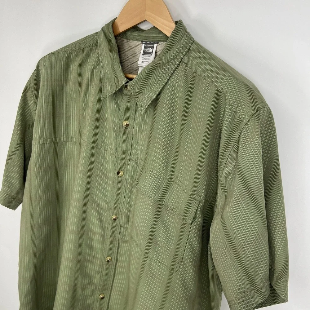 The North Face Vented‎ Hiking Button Front Shirt Mens XXL Green Striped Outdoor